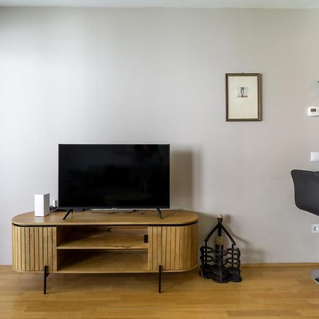 Apartment With Garden Close To Stadthalle, Westbahnhof فيينا المظهر الخارجي الصورة