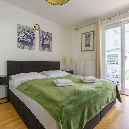 Apartment With Garden Close To Stadthalle, Westbahnhof فيينا المظهر الخارجي الصورة
